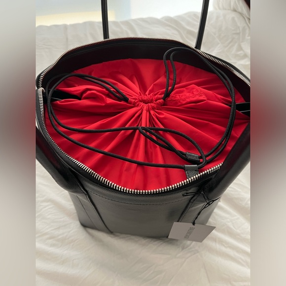 Balenciaga Leather Tote Bag in Black - Picture 7 of 14